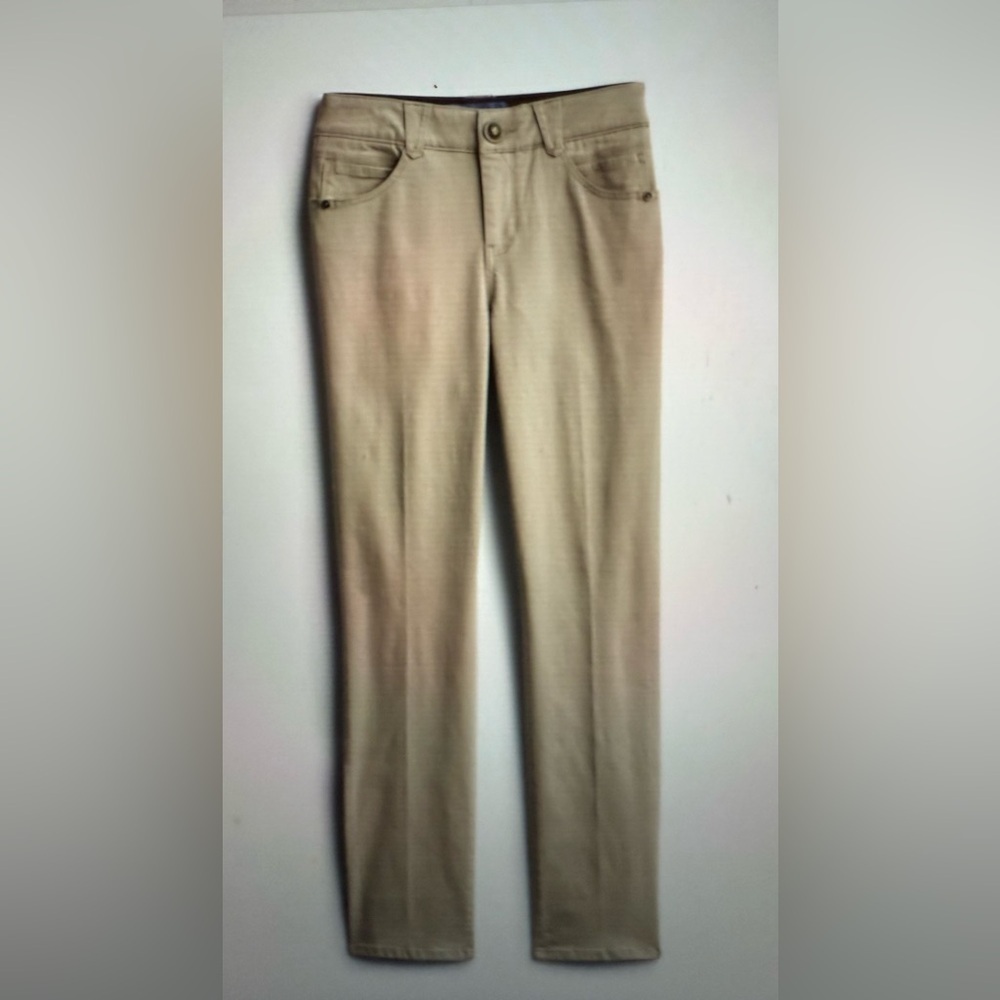Democracy Natalie Khaki Straight Leg Pants Size 8 NWT